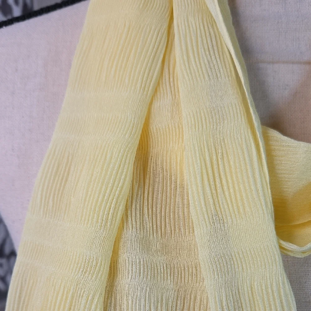NWOT Yellow Women's Ruffled Textured Scarf Lightweight